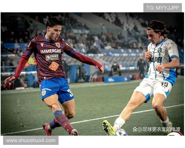 萨索洛足球俱乐部崛起之路:从意乙到意甲的辉煌转型与发展分析 萨索洛足球俱乐部崛起之路:从意乙到意甲的辉煌转型与发展分析