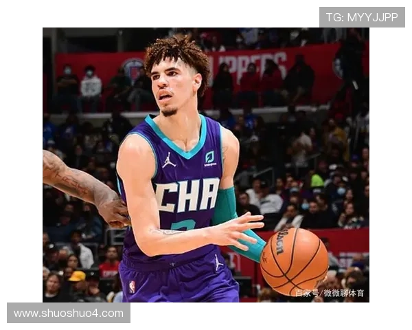 黄蜂队新赛季全面提速核心球员状态回暖力争东部黑马位置 黄蜂队新赛季全面提速核心球员状态回暖力争东部黑马位置