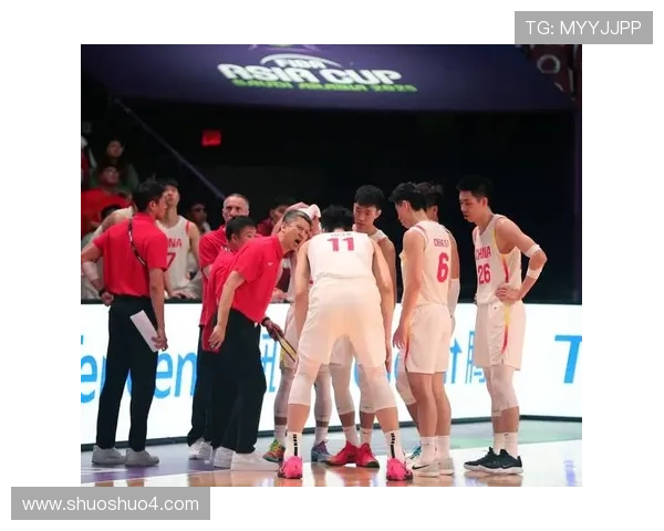 中国篮球队奋勇拼搏全力备战亚洲杯 新星崭露头角争创佳绩 中国篮球队奋勇拼搏全力备战亚洲杯 新星崭露头角争创佳绩