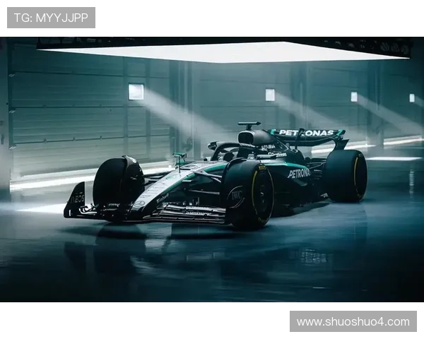 F1赛事最新动态:车队调整与技术革新引发激烈竞争 F1赛事最新动态:车队调整与技术革新引发激烈竞争